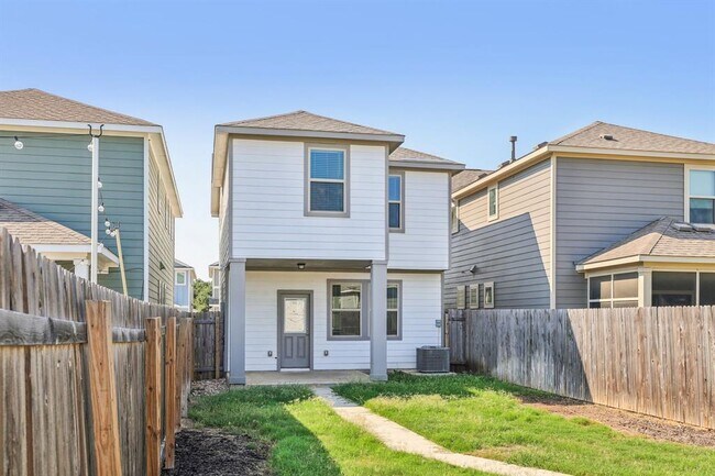 Building Photo - 1737 Fountain Bridge Dr