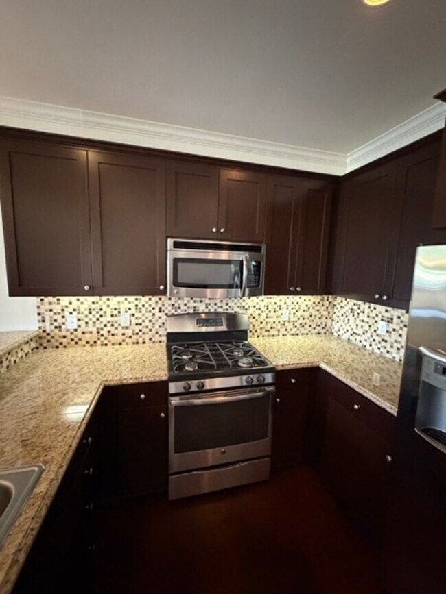 Building Photo - Beautiful home for rent in Atascadero