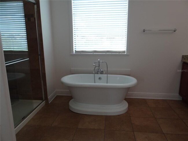 Building Photo - 4052 River Bank Way