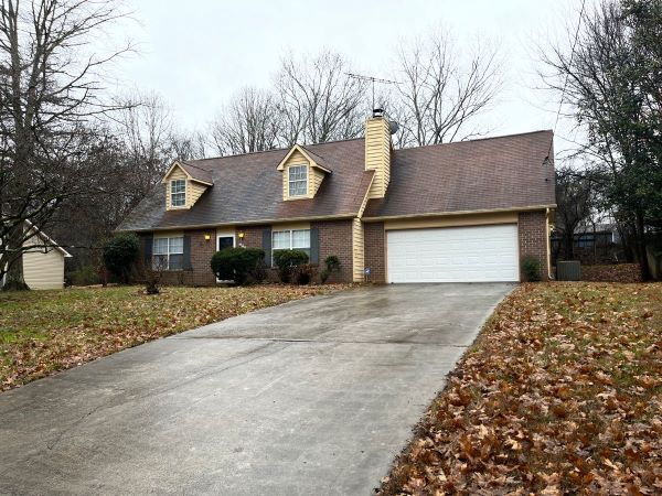 Building Photo - Farragut Bent Tree S/D 3 bed/2 bath