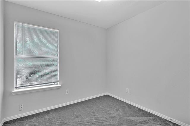Building Photo - 3112 Lee Ave