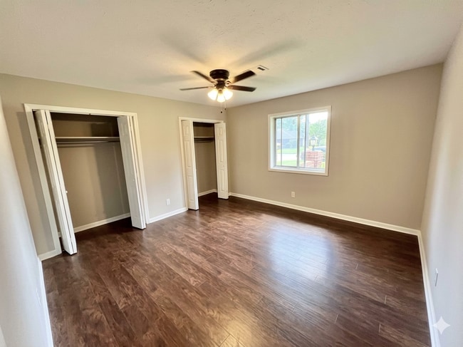 STANDARD BEDROOM - 3412 Camellia Cir