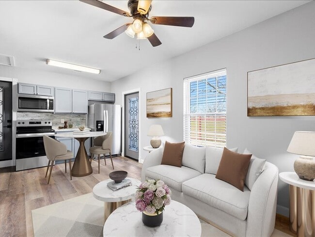 Building Photo - 3119 Belz Rd