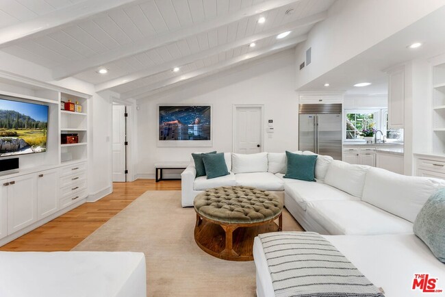 Building Photo - 797 Amalfi Dr