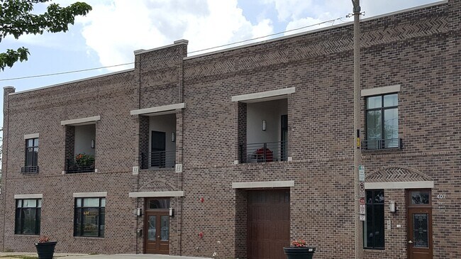 407 W. Washington Street - 407 W Washington St