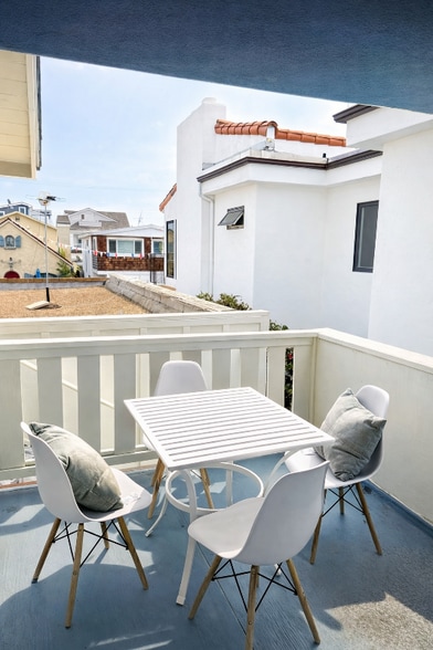 Building Photo - 315 Sapphire Ave