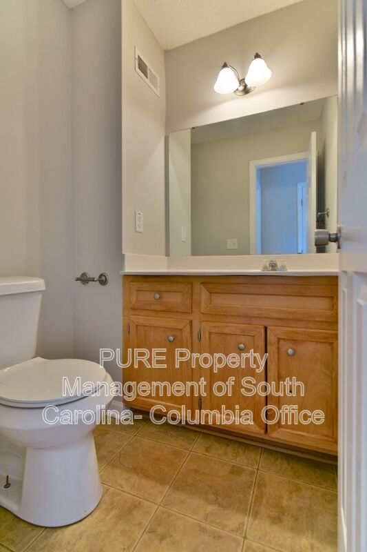 Building Photo - 20 Sugar Maple Ct