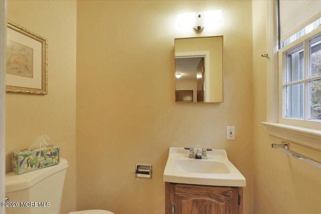 Building Photo - 15 Harbor Ct