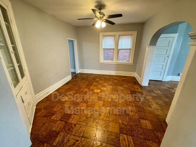 Building Photo - 1810 Brownsville Rd