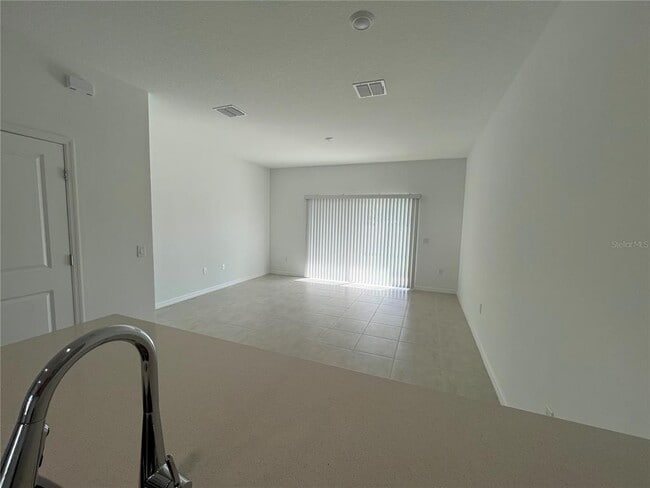 Building Photo - 2995 Skyline Lp