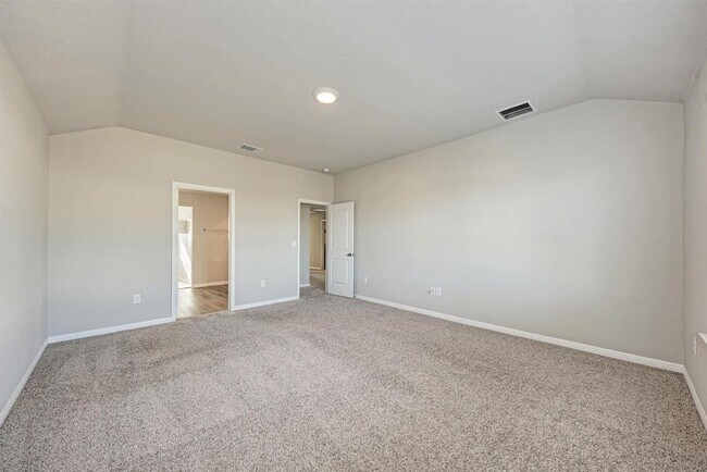 Building Photo - 1232 Vogel Dr