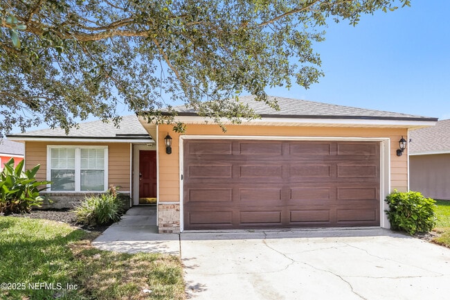 Primary Photo - 7405 International Village Dr