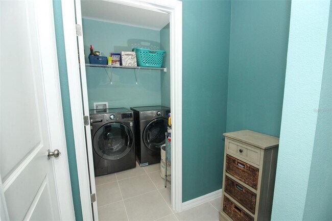 Building Photo - 404 Citrine Lp