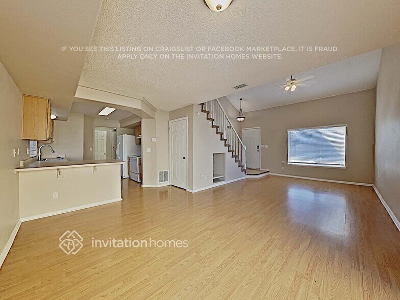 Building Photo - 21571 E 40th Ave