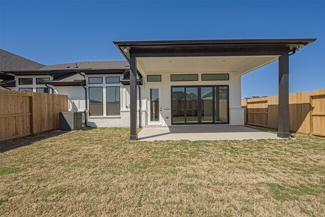 Building Photo - 2315 Red Chip Ln