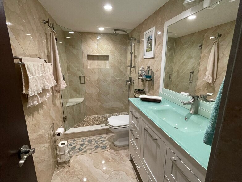 Building Photo - 4280 Galt Ocean Dr., Apt. 2C