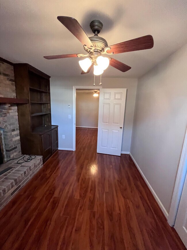 Building Photo - 9529 Harvest Pl