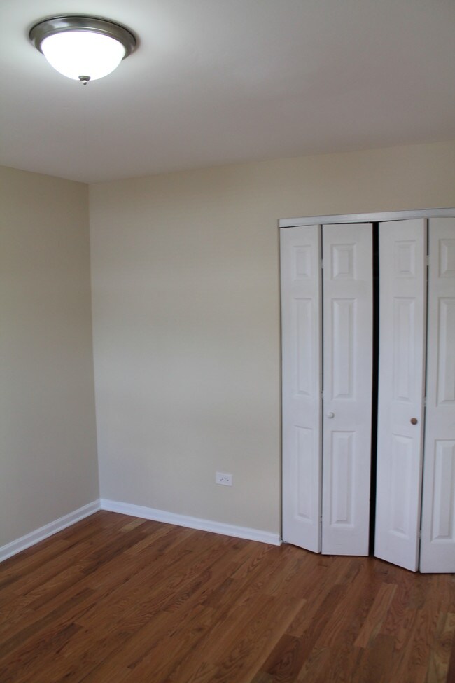 Building Photo - 18003 Greenview Terrace