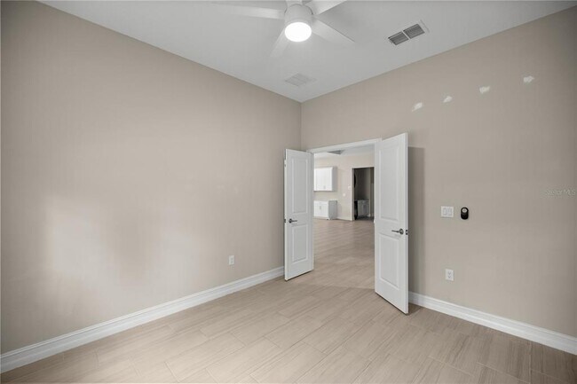 Building Photo - 719 SE 41st St