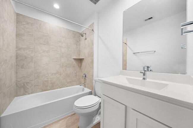 Building Photo - 3819 Pierce Pl Ln