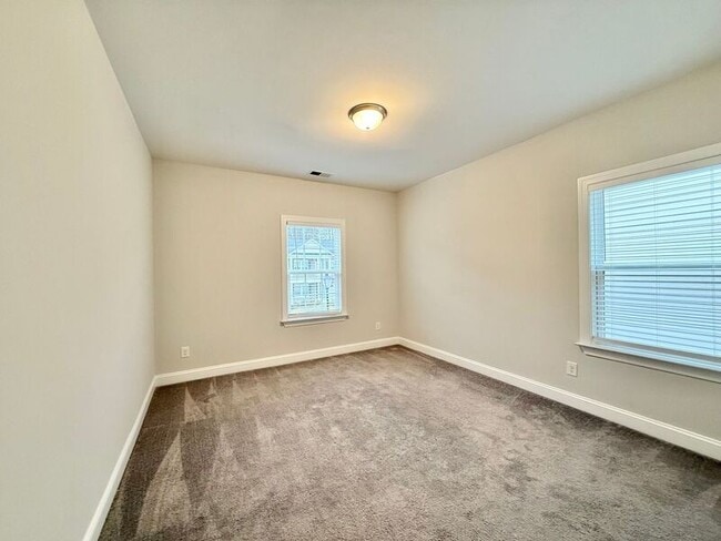 Building Photo - 3246 Douglas Fir Rd