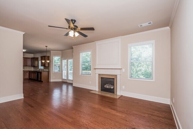 Building Photo - 231 Shaw Dr