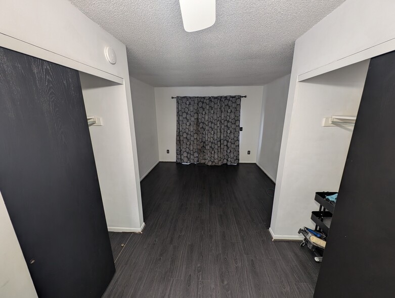 Building Photo - 785 Plant Dr