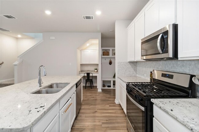 Building Photo - 136 Lost Mine Peak Ln