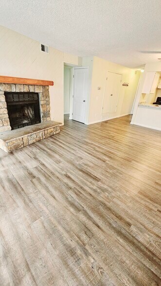 Building Photo - 4281 S Salida Way