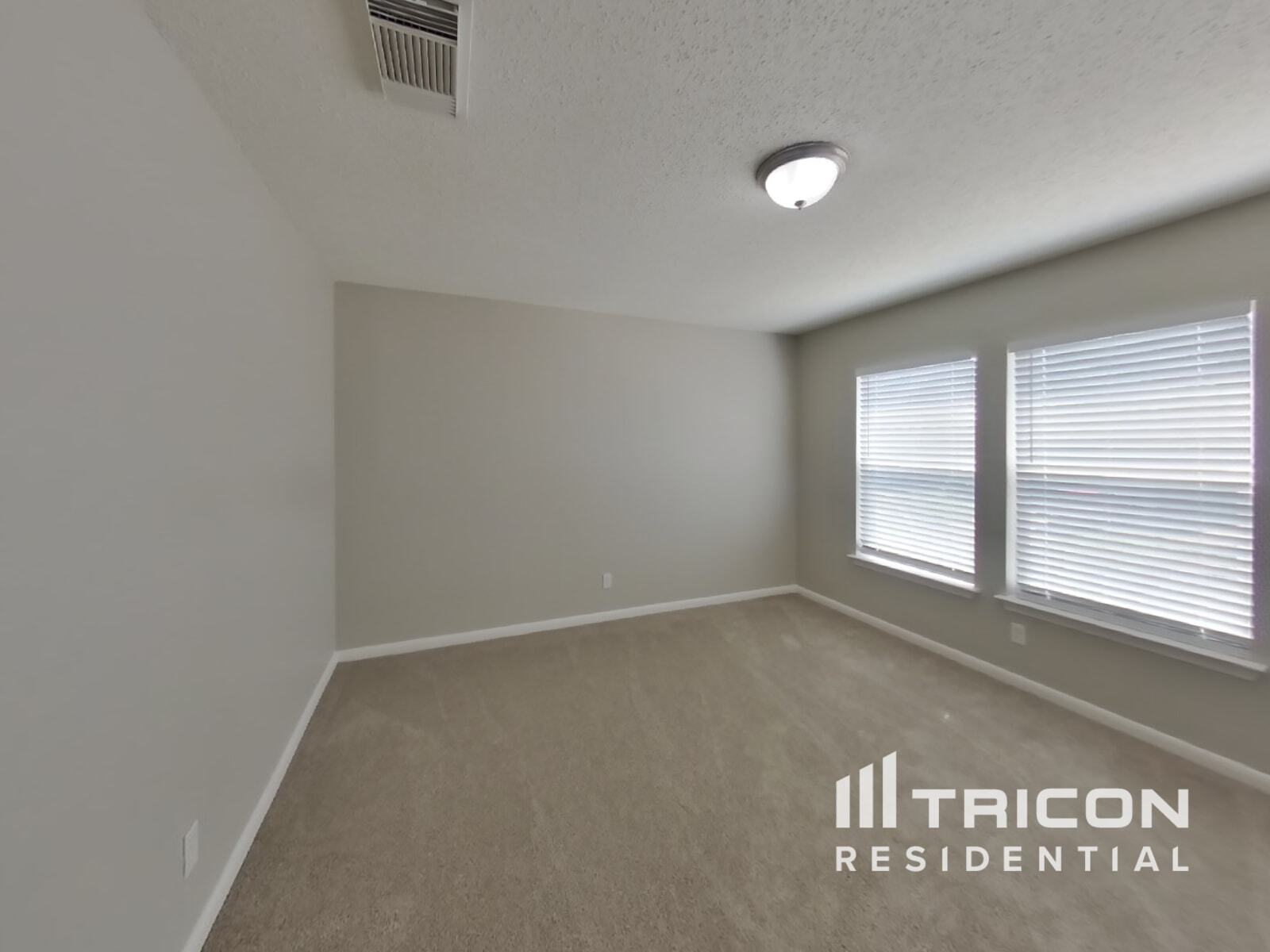 Building Photo - 5930 Encanto Point Dr