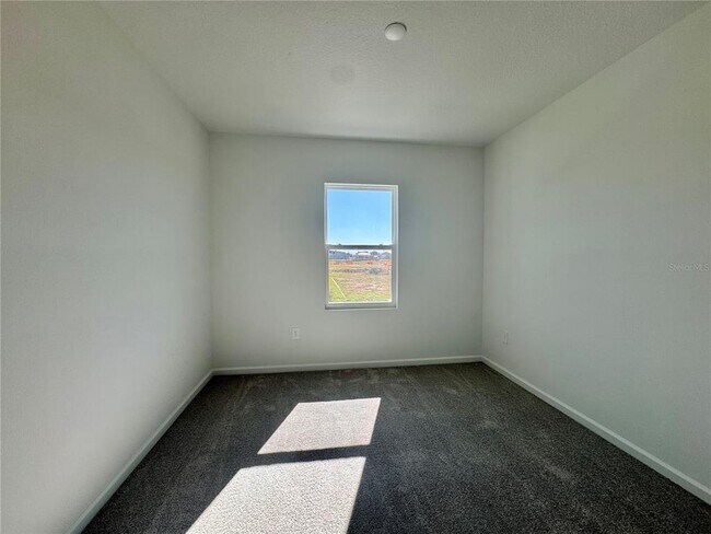 Building Photo - 2819 Maloof Dr