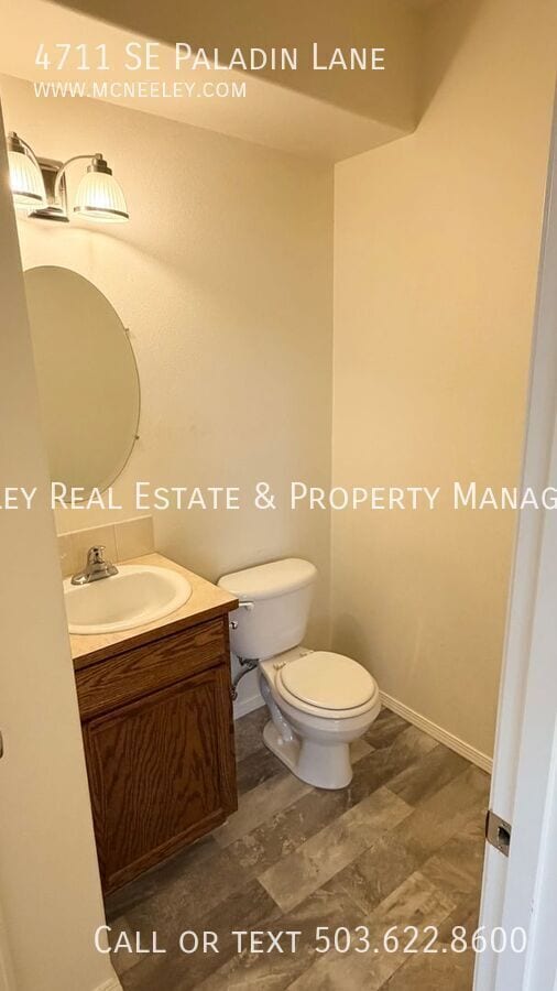 Building Photo - 4711 SE Paladin Ln