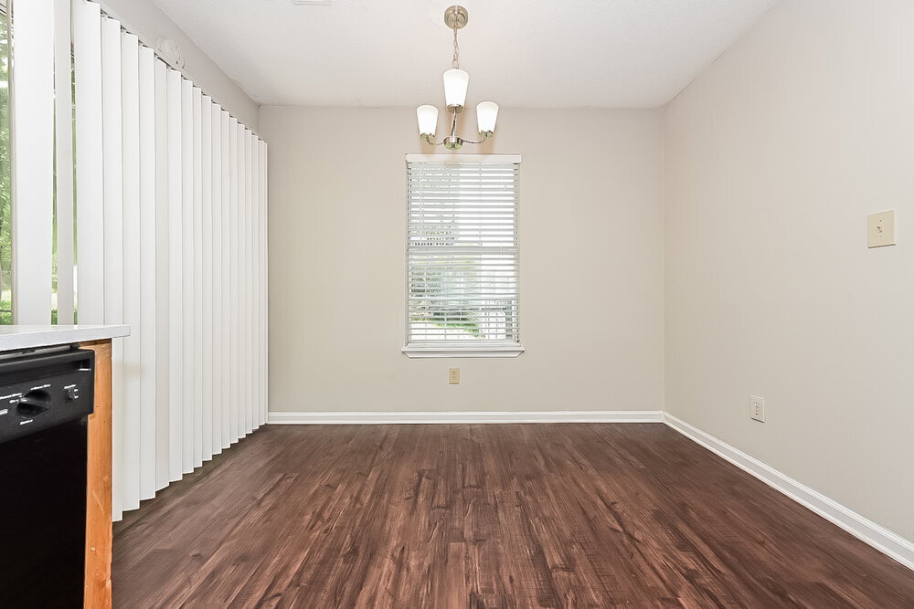 Building Photo - 68 Hampton Oaks Dr