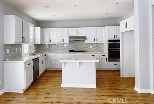 Building Photo - 10973 Marygold Way