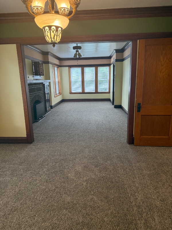 Building Photo - 3847 N Linder Ave