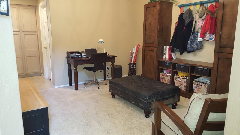 Building Photo - 8046 S 54th Ln