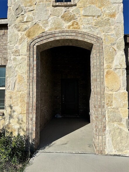 Building Photo - 5301 Austen Ave