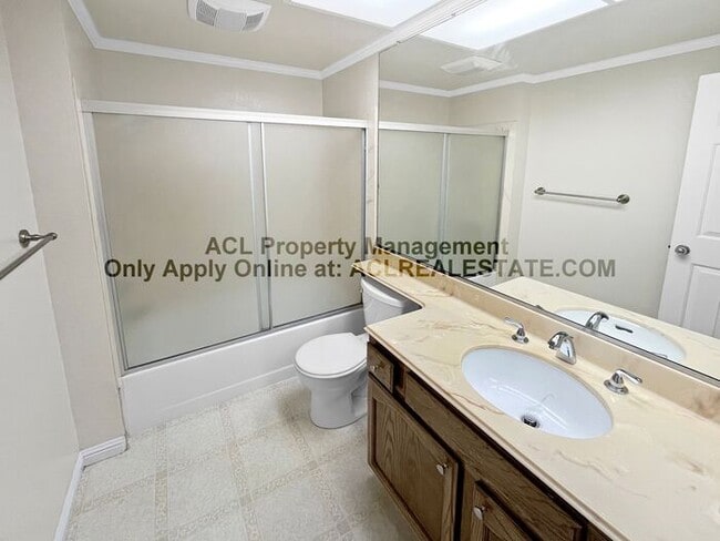 Building Photo - Spacious, Single Story Northgate Home For Rent