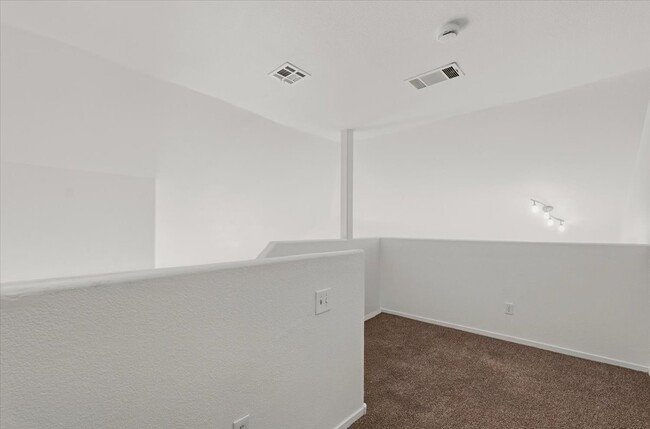 Building Photo - 5125 W Reno Ave