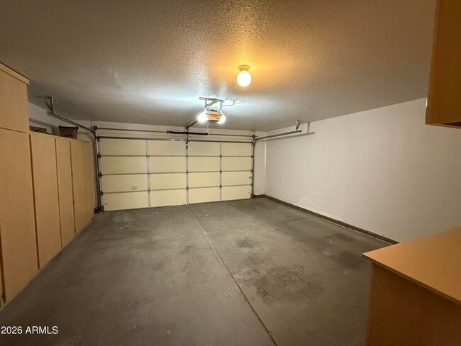 Building Photo - 1253 N Spire Ct