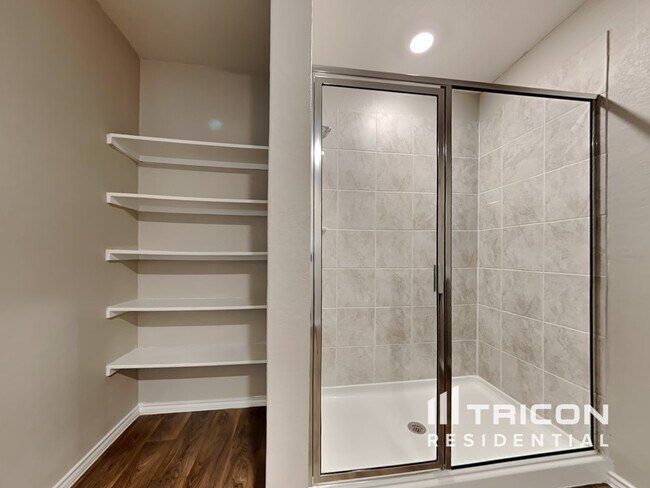 Building Photo - 3311 Angus Crossing