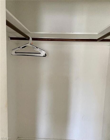 Building Photo - 614 Dune St