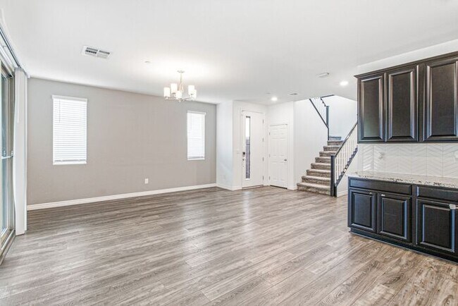 Building Photo - 4-Bedroom Two-Story Home with Mountain Views & Resort-Style Amenities
