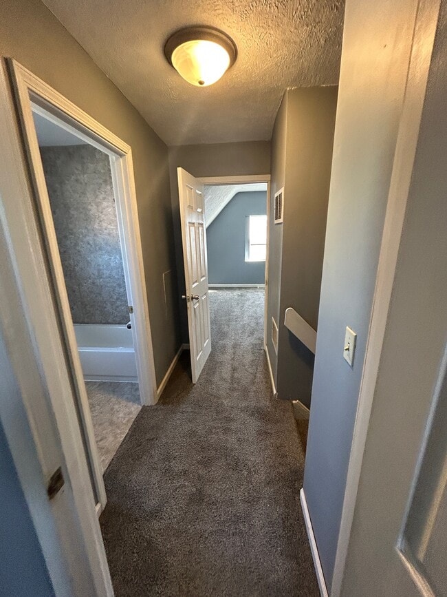 Building Photo - 101 W 1st St