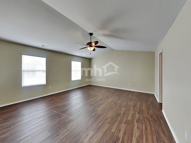 Building Photo - 1836 Meadow Crossing Dr