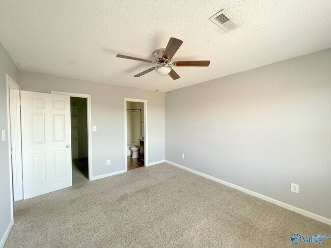 Building Photo - 1507 Halston Cir NW