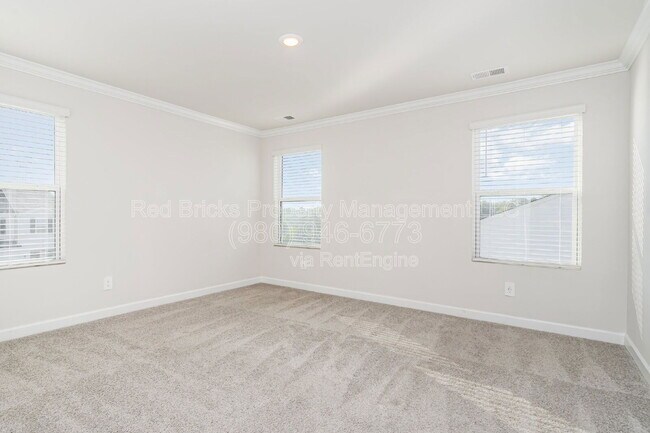 Building Photo - 3483 Backwater St