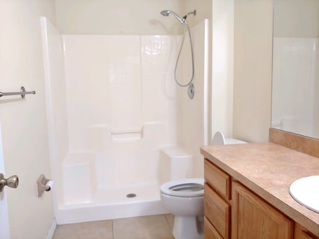 Building Photo - 5549 W Oak Park Blvd