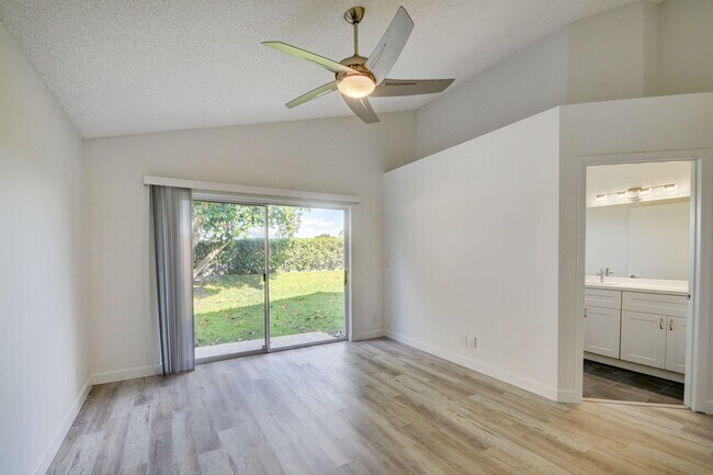 Building Photo - 7390 Ashley Shores Cir