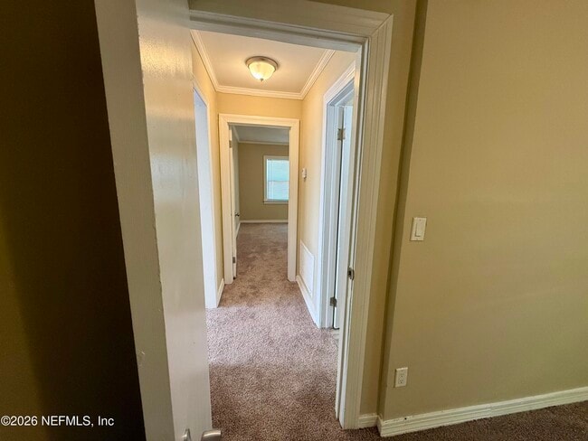 Building Photo - 2131 Thelma St